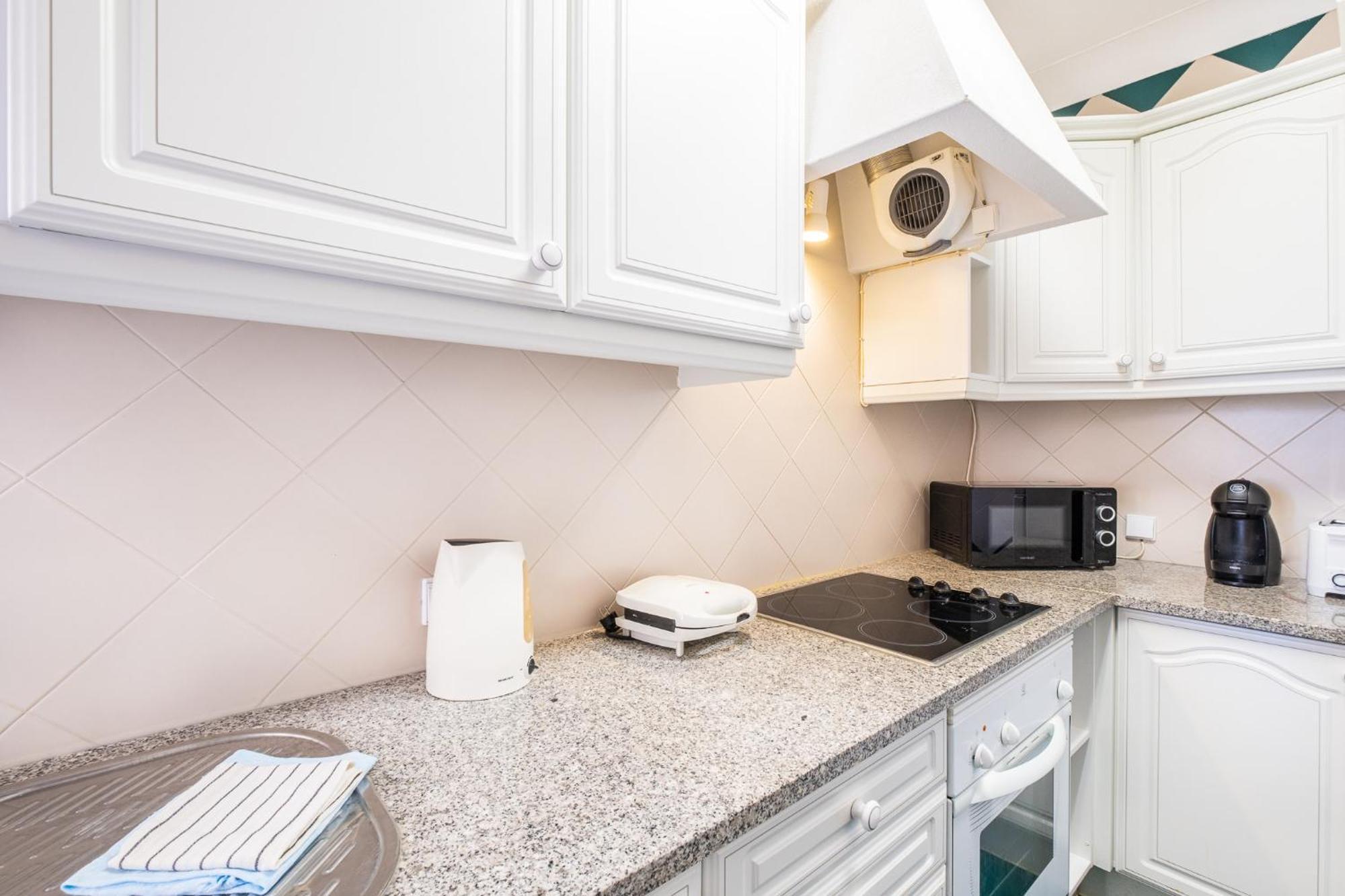 A Vilita Beach Apartment Пера Экстерьер фото